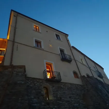 Panzió Palazzo Castriota 4*