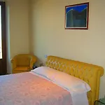 Palazzo Castriota Frühstückspension 4*