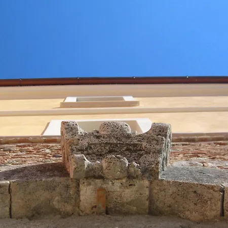 Palazzo Castriota 4* كوريليانو كالابرو