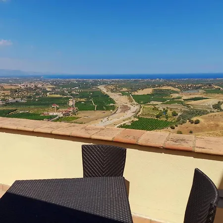 Palazzo Castriota 4* كوريليانو كالابرو
