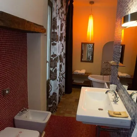 Palazzo Castriota Nocleg ze śniadaniem 4*