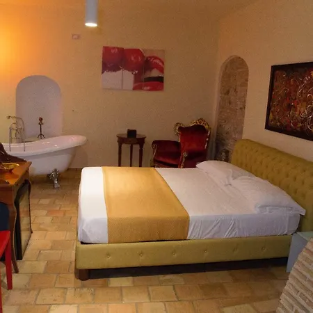 فندق مبيت وإفطار Palazzo Castriota 4*