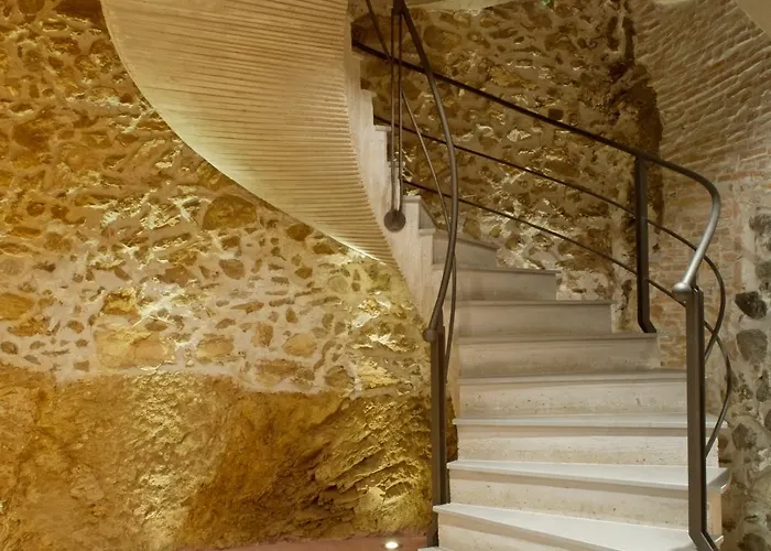 Palazzo Castriota 4* קוריליאנו קלאברו