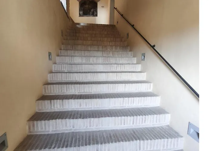 Palazzo Castriota קוריליאנו קלאברו