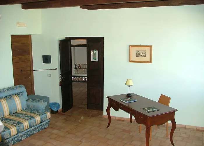 לינה וארוחת בוקר Palazzo Castriota קוריליאנו קלאברו