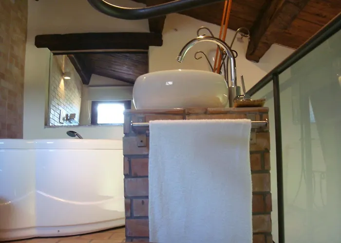 Palazzo Castriota לינה וארוחת בוקר