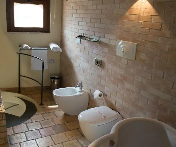 Palazzo Castriota לינה וארוחת בוקר