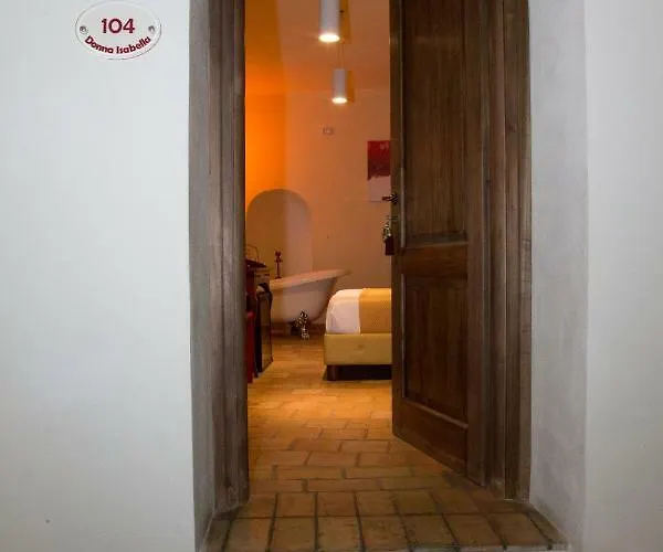 Palazzo Castriota לינה וארוחת בוקר קוריליאנו קלאברו